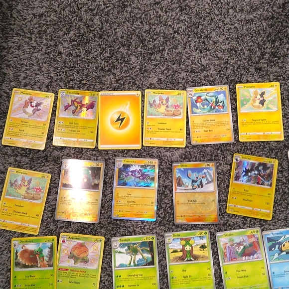 ✨New Assorted Pokemon Cards READ DESCRIPTION BEFORE PURCHASING!!! - Picture 10 of 10